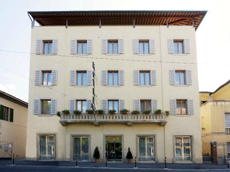 Hotel Italia Сиена Екстериор снимка
